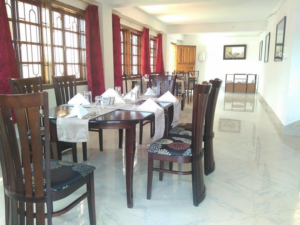 Dovipie Inn Kohima 外观 照片