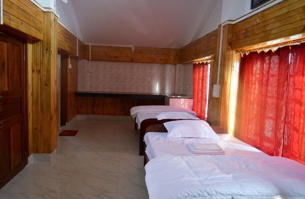 Dovipie Inn Kohima 外观 照片